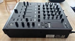 Pioneer DJM-900 Nexus con tarjeta de sonido