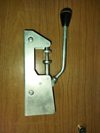 Máquina de cojinetes metálica