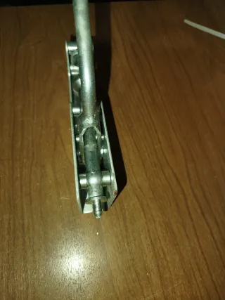 Máquina de cojinetes metálica