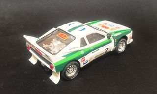 Coche slot Scalextric-Altaya Lancia 037