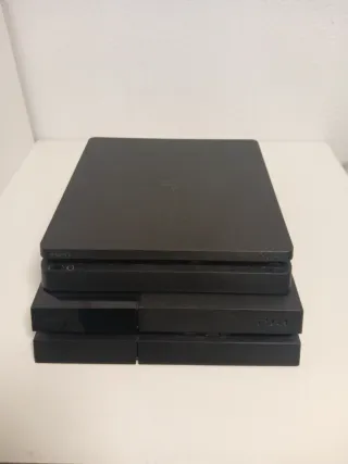 2 PS4 (PlayStation 4) Negras - No encienden