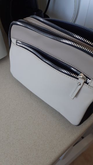 Set de bolsos 1 nuevo piel más otros 4 perfecto es