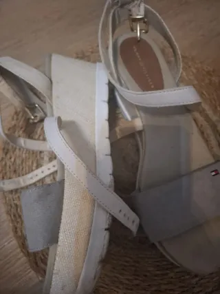 Sandalias Tommy Hilfiger Beige y Gris