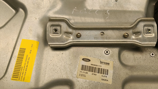 ELEVALUNAS DELANTERO IZQUIERDO FORD FOCUS BERLINA