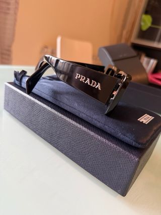 Occhiali da sole Prada neri