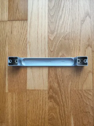 Tirador moderno plateado para cocina