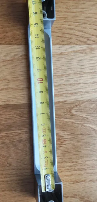 Tirador moderno plateado para cocina