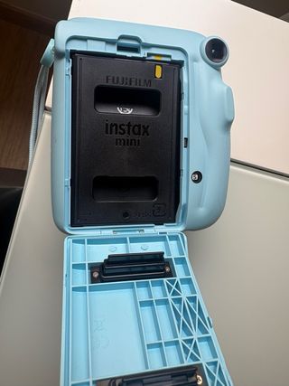 Cámara instantánea Fujifilm Instax Mini 11