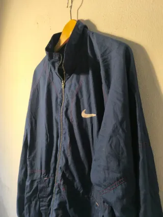 Chaqueta Nike Azul y Roja