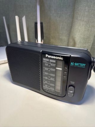 Radio Portátil Panasonic FM/AM RF-344