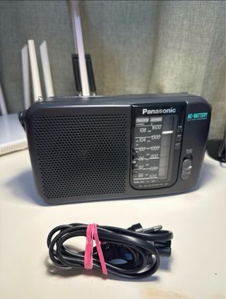Radio Portátil Panasonic FM/AM RF-344