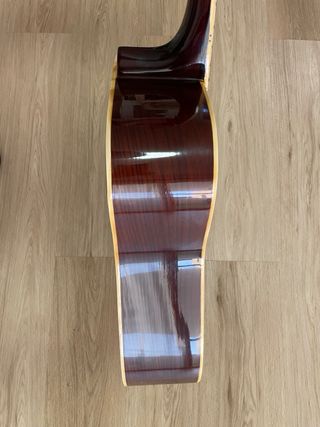 Guitarra acústica Maeari