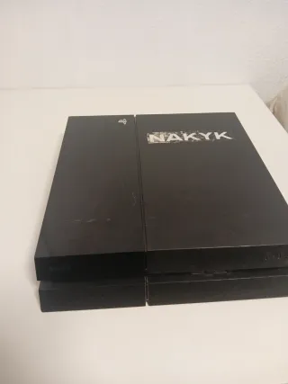 PS4 (PlayStation 4) enciende y se apaga