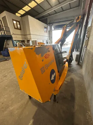 Desbrozadora de brazo Belafer