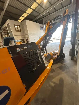 Desbrozadora de brazo Belafer