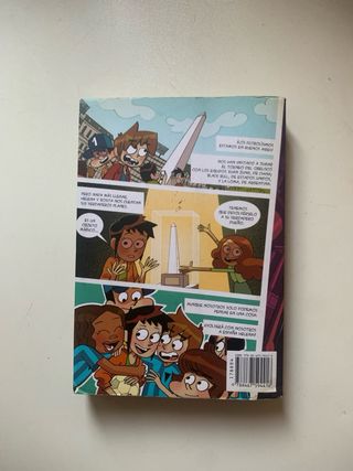 Los Futbolísimos 12: El misterio del obelisco