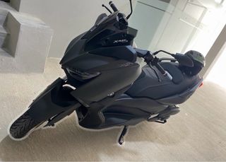 Yamaha XMAX Tech 21 Maxi Scooter