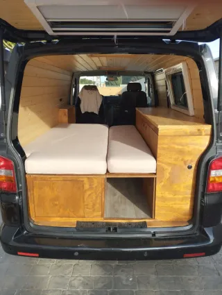 Volkswagen Transporter T5 2009
