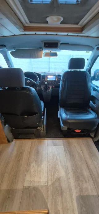 Volkswagen Transporter T5 2009