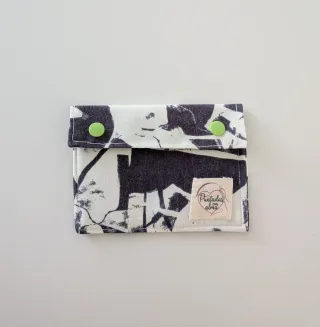 Cartera artesanal estampada