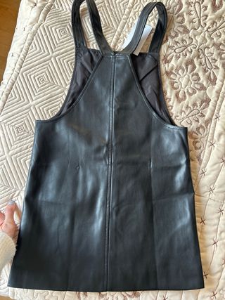 Peto negro efecto piel de Mango