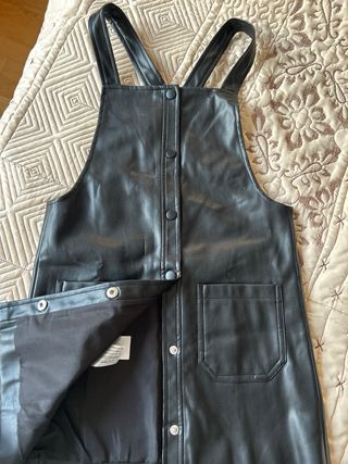 Peto negro efecto piel de Mango