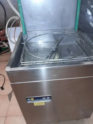 Lavaplatos campana hostelería