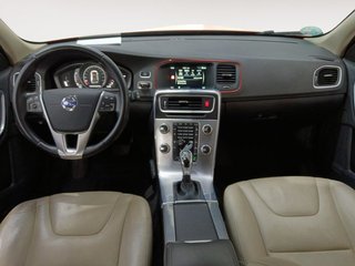 Volvo V60 D4 Momentum