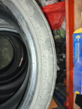 Neumáticos Semislick 215/40/17