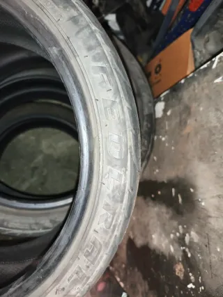 Neumáticos Semislick 215/40/17