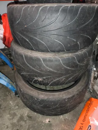 Neumáticos Semislick 215/40/17