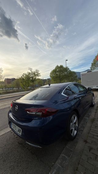 Opel Insignia Grand Sport GS Line 200cv AT9