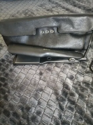 Plancha pelo GHD Max Negra