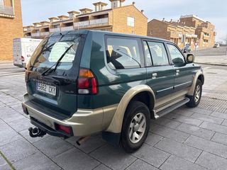 Mitsubishi Montero 2004