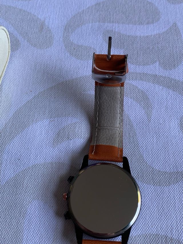 Reloj Geneva Negro y Marrón