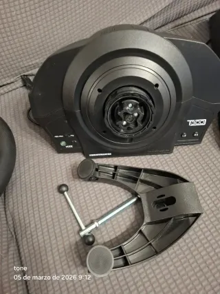 Volante Thrustmaster t300rs-gt