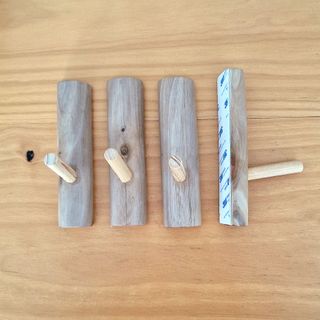 4 COLGADORES DE PARED NUEVOS A ESTRENAR