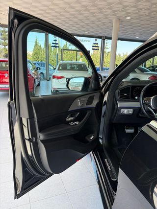 Mercedes-Benz GLE GLE 300 d 4MATIC