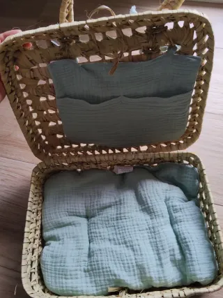 Cesta mimbre muñecas