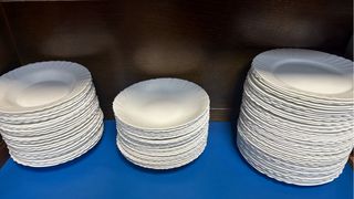 Vajilla porcelana beige