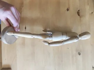 Figura de madera articulada Ikea