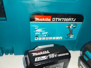 Llave de impacto Makita DTW700RTJ 1/2 740Nm