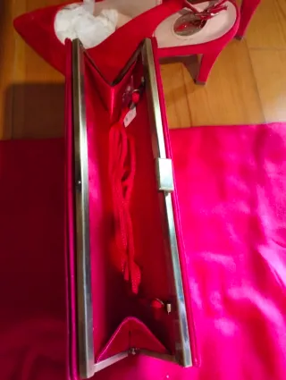 Conjunto fiesta: zapatos, fular y bolso