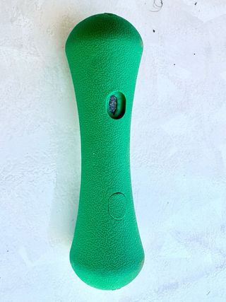 3 Mancuernas. Dos de 1.5 kg y una 1 kg