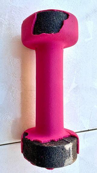 3 Mancuernas. Dos de 1.5 kg y una 1 kg