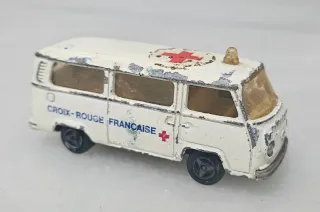 Majorette Vintage Ambulancia Croix-Rouge