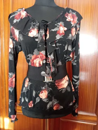 Blusa elástica floral