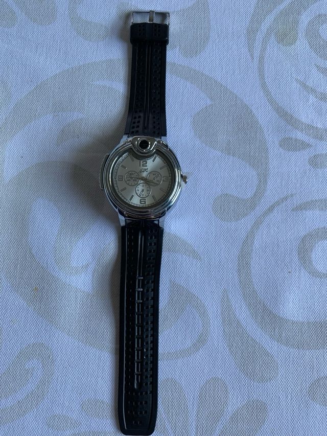 Reloj JK con Mechero Integrado