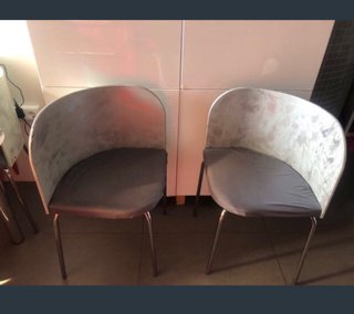 Lote 4 Sillas de Comedor por 22 euros