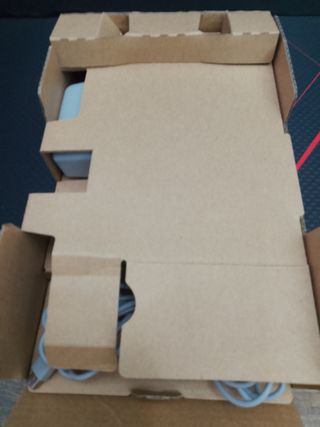 Nintendo 2DS Ed. Especial Pokémon Luna. Completa